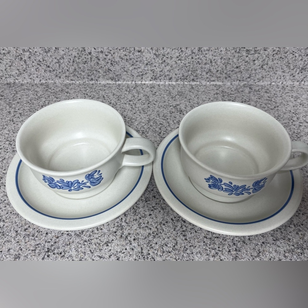 Pfaltzgraff Yorktowne Pattern Blue and White Ceramic Mugs & Saucers - Picture 3 of 16